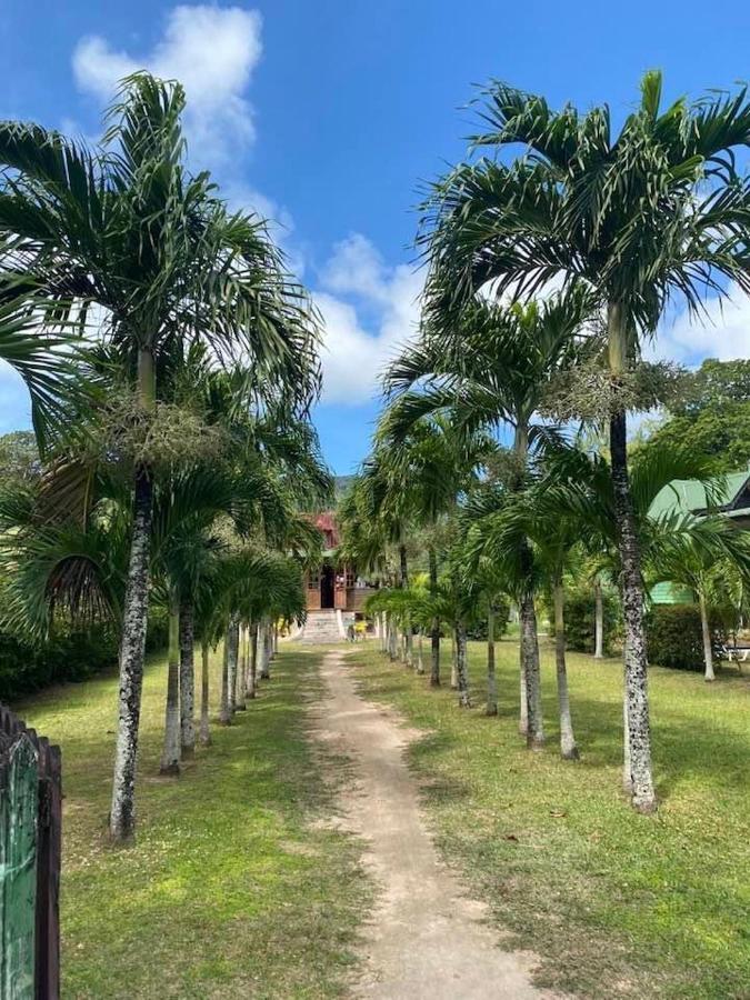 Jonc D'Or Villa Self Catering Isola di Isola di La Digue Esterno foto
